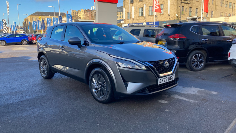 Nissan Qashqai 1.3 DiG-T MH Acenta Premium 5dr Petrol Hatchback